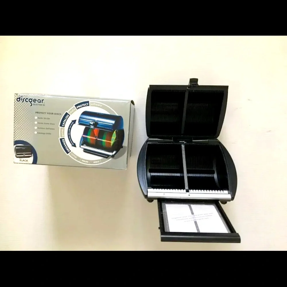 DISCGEAR Selector Disc Organizer 50 Black Holder Case Storage CD DVD Games